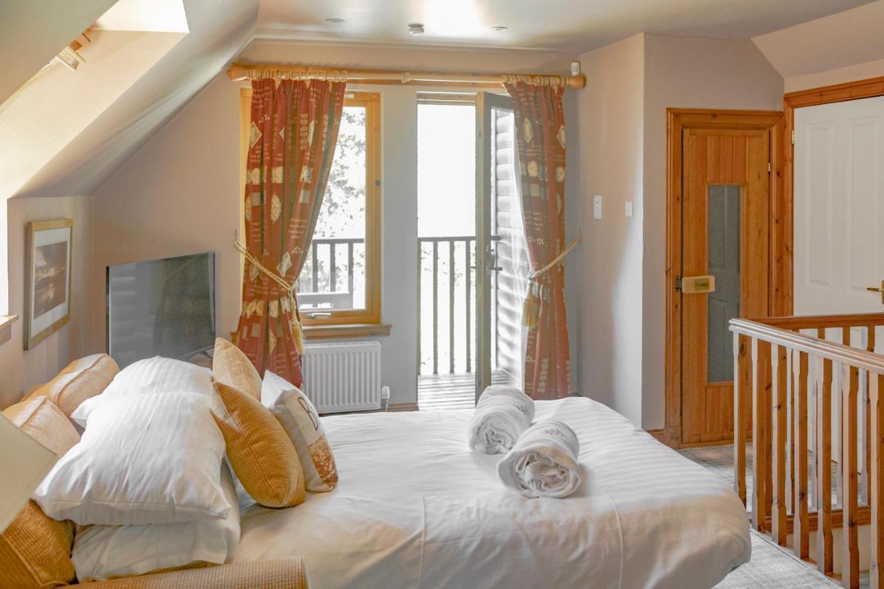Loch Lomond Luxury Lodges Drymen Exteriör bild