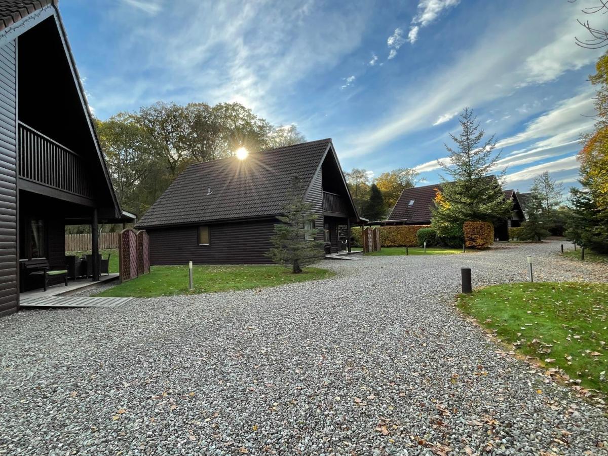 Loch Lomond Luxury Lodges Drymen Exteriör bild