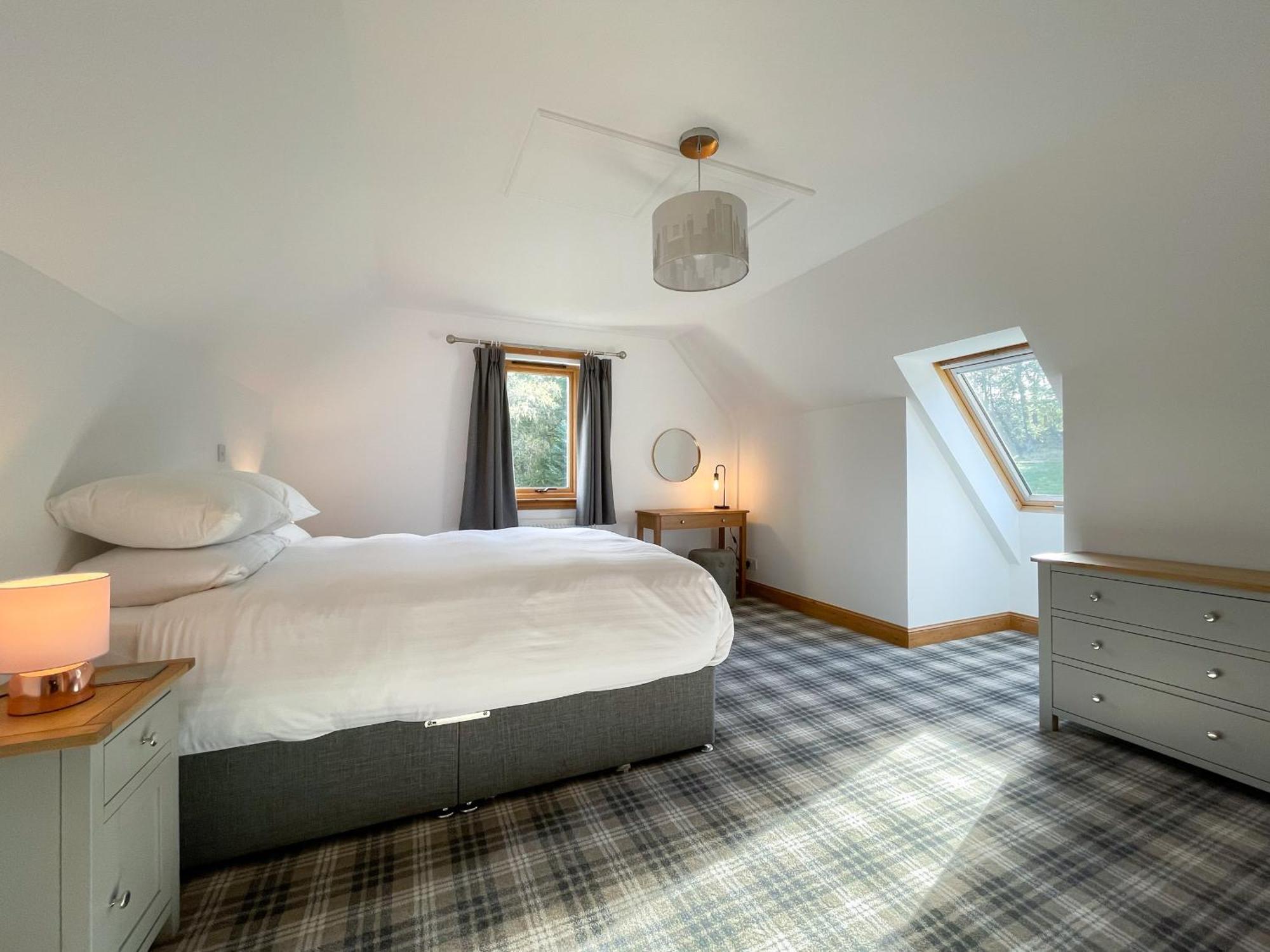 Loch Lomond Luxury Lodges Drymen Exteriör bild